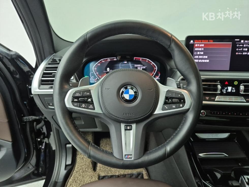 BMW - X3 | xDrive 20 M Sport 9