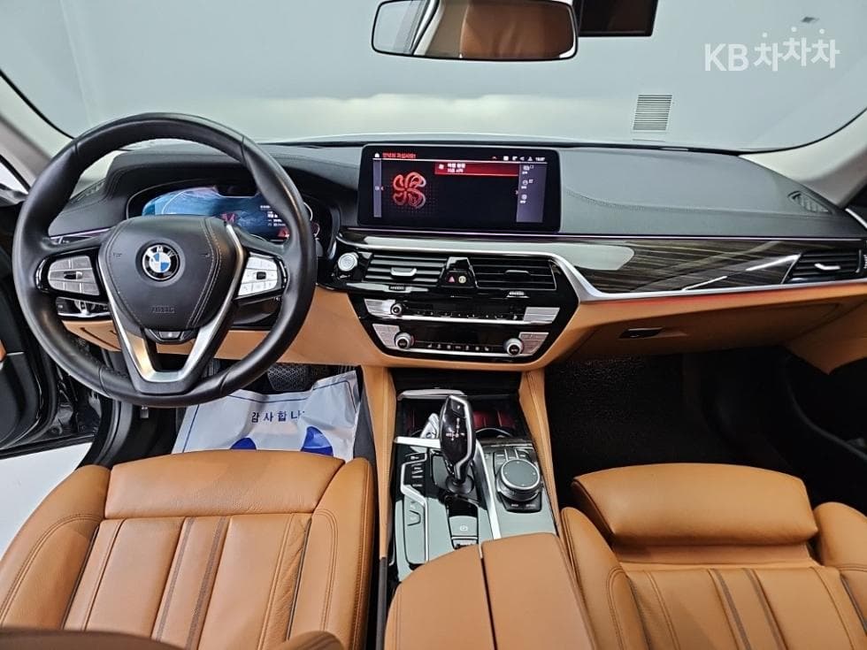 بي إم دبليو - 5-Series | All New 520 Luxury 7