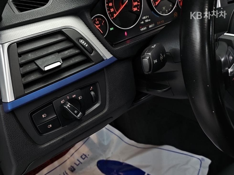 بي إم دبليو - 3-Series | New 320 M Sport F30(12~) 17