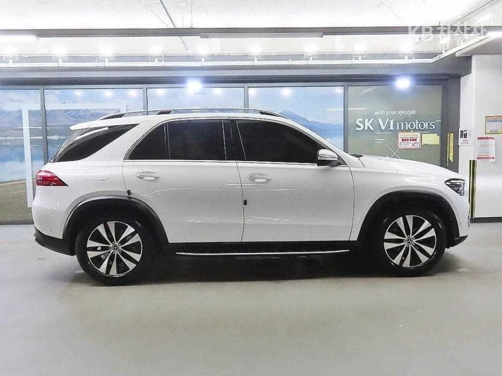 Mercedes-Benz - GLE-Class | 350 4Matic Base 3