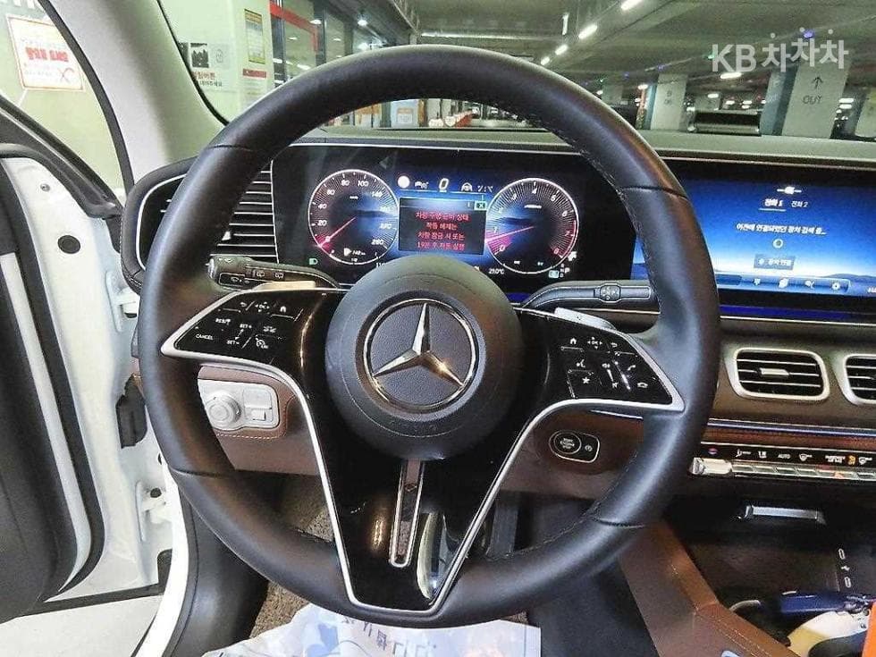 Mercedes-Benz - GLE-Class | 350 4Matic Base 8