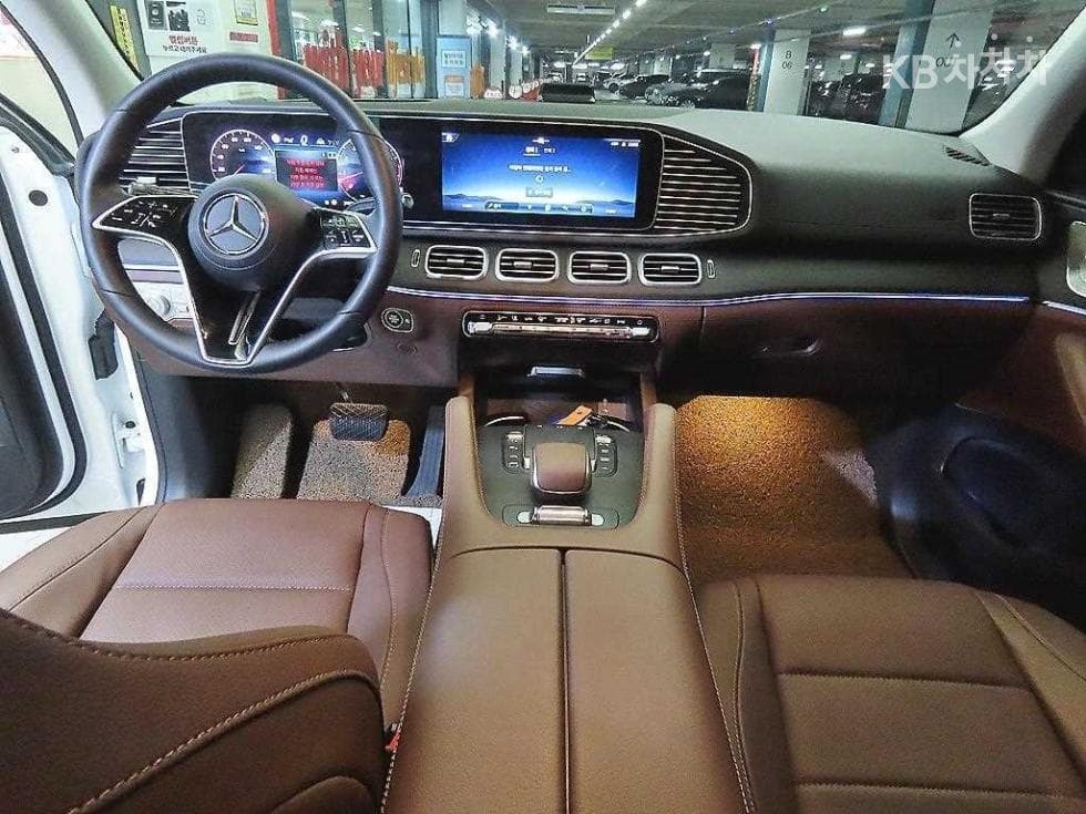 Mercedes-Benz - GLE-Class | 350 4Matic Base 10