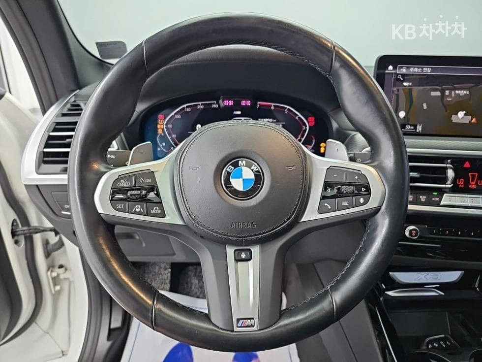 BMW - X3 | xDrive 20 M Sport Pro 9