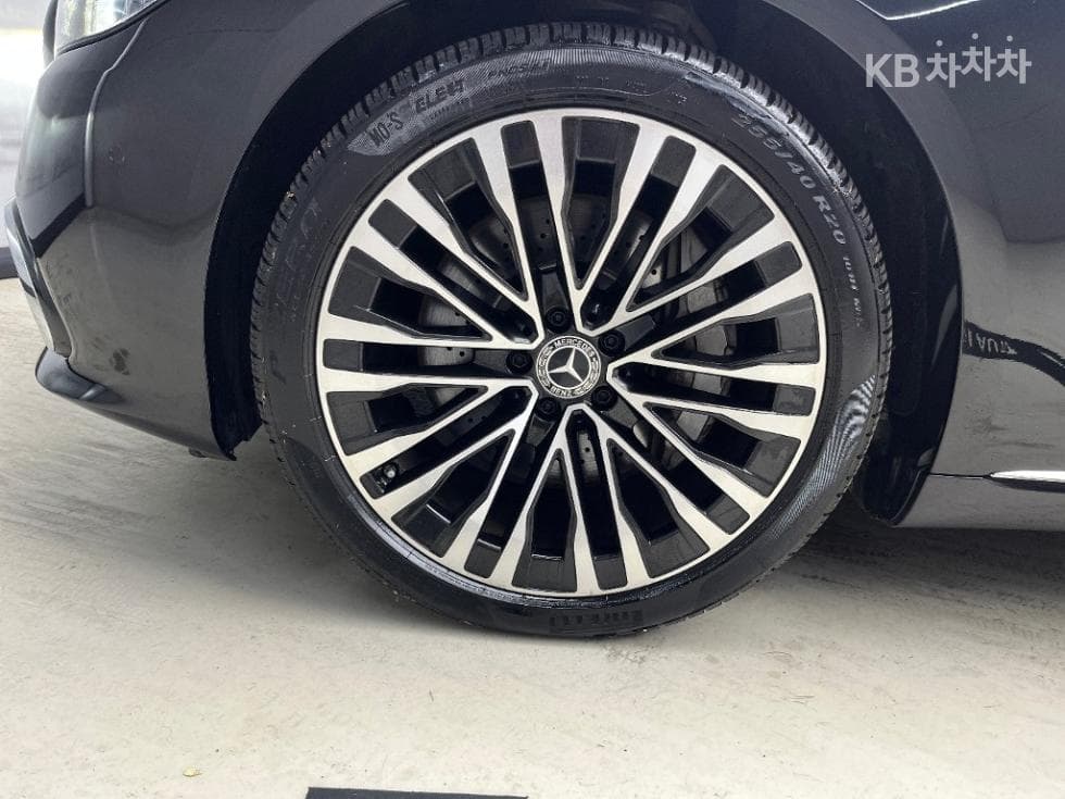 Mercedes-Benz - S-Class | S580L 4Matic Base 17