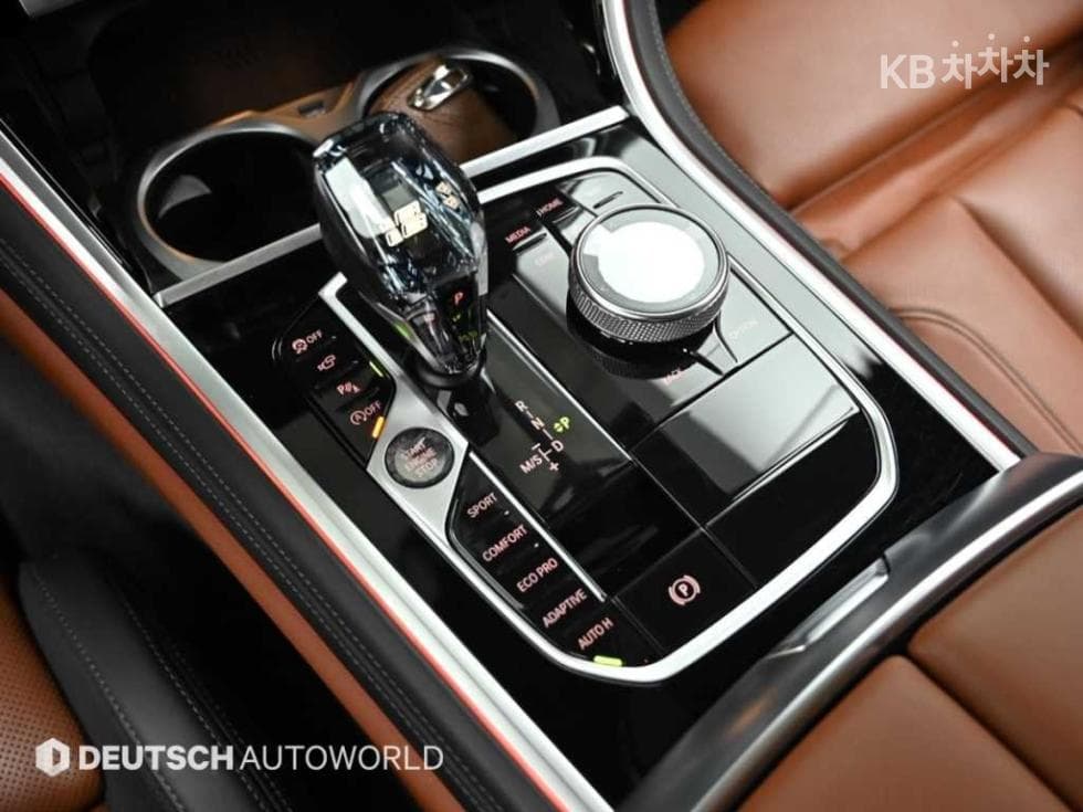 BMW - 8-Series | M850 xDrive Gran Coupe Base 9