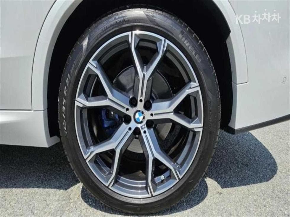 BMW - X5 | xDrive 40 M Sport 20