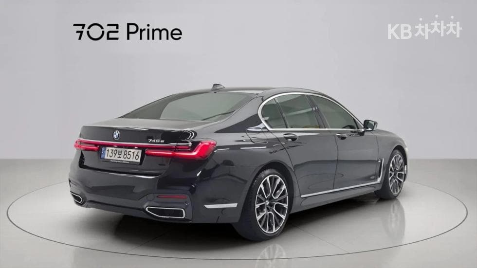 بي إم دبليو - 7-Series | 745 sDrive M Sport 3