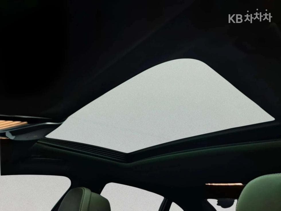 بي إم دبليو - 7-Series | 745 sDrive M Sport 5