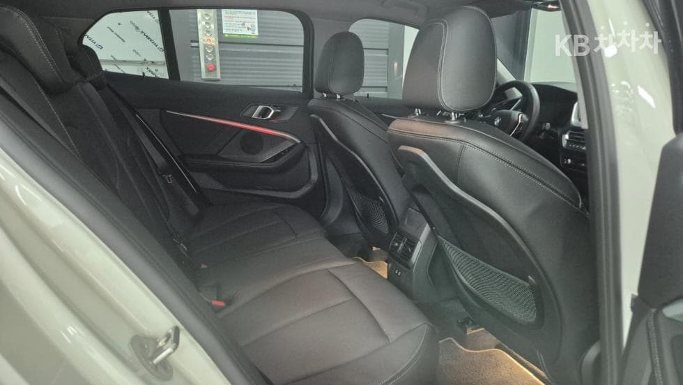 BMW - 1-Series | 120 Sport 10