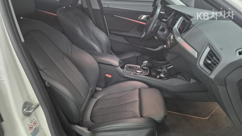 BMW - 1-Series | 120 Sport 11