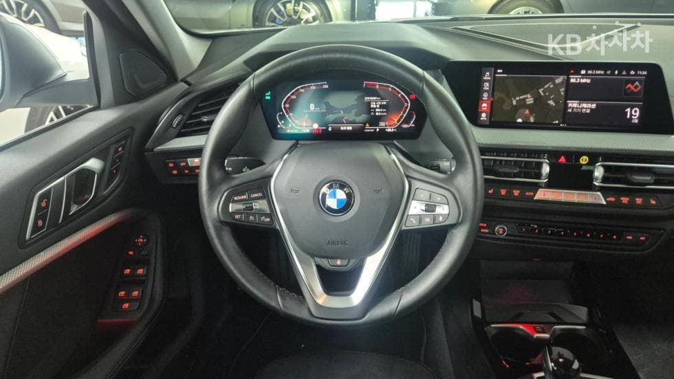 BMW - 1-Series | 120 Sport 17