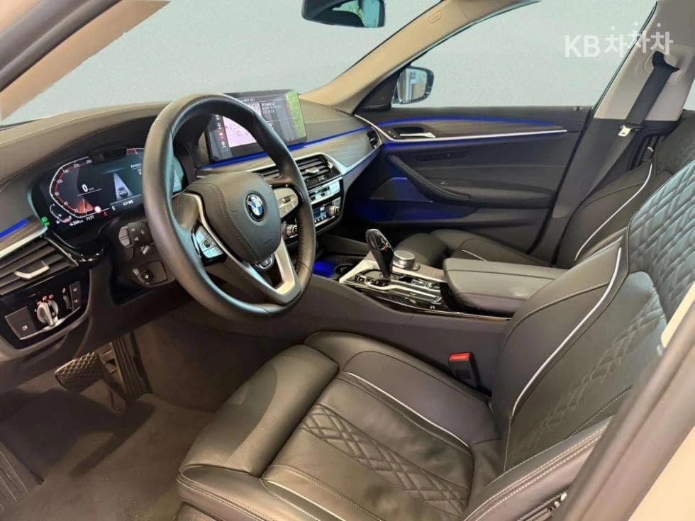 بي إم دبليو - 5-Series | All New 530 Luxury 14
