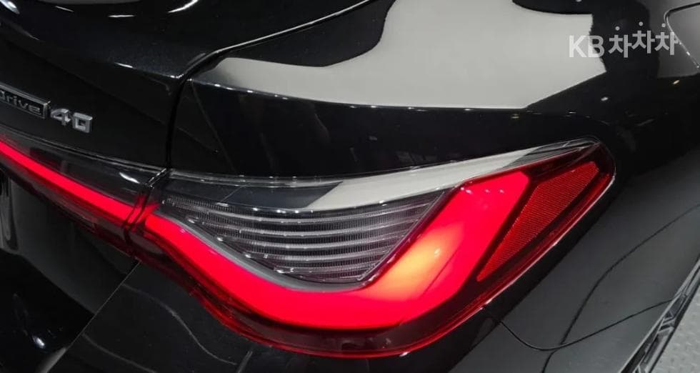 بي إم دبليو - i4 | eDrive40 M Sport 6