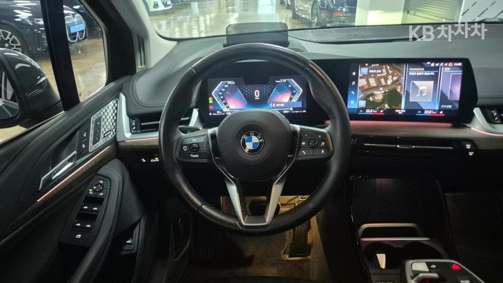 BMW - 2-Series | Active Tourer 220 Luxury 18