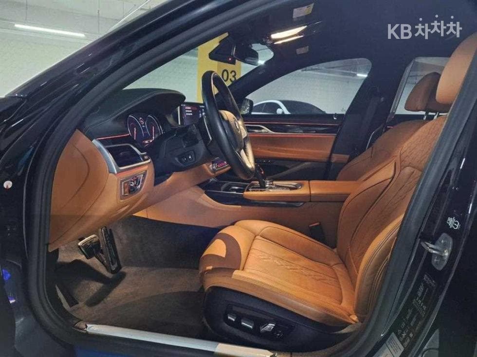 BMW - 7-Series | 730Ld xDrive M Sport 6