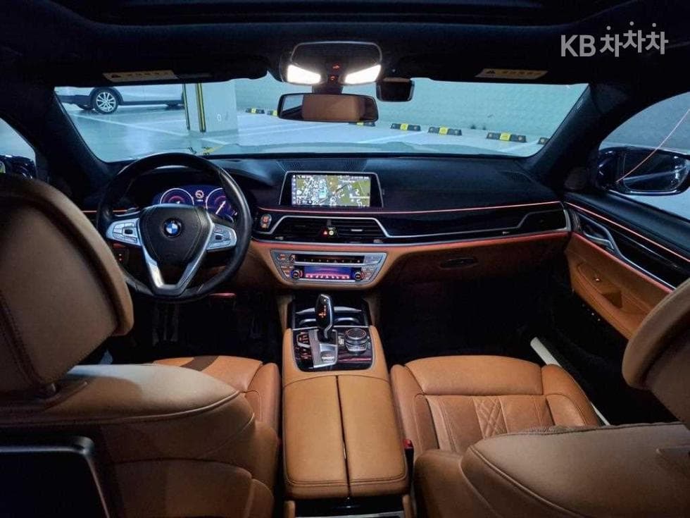 BMW - 7-Series | 730Ld xDrive M Sport 9