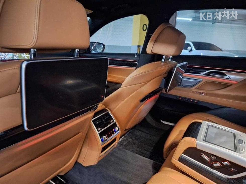 BMW - 7-Series | 730Ld xDrive M Sport 10