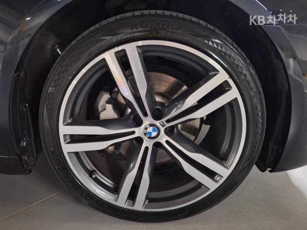 BMW - 7-Series | 730Ld xDrive M Sport 15