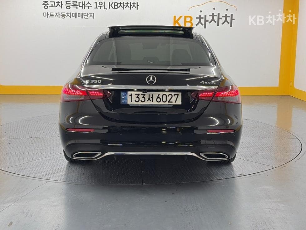 Mercedes-Benz - E-Class | E350 4MATIC AMG Line 3