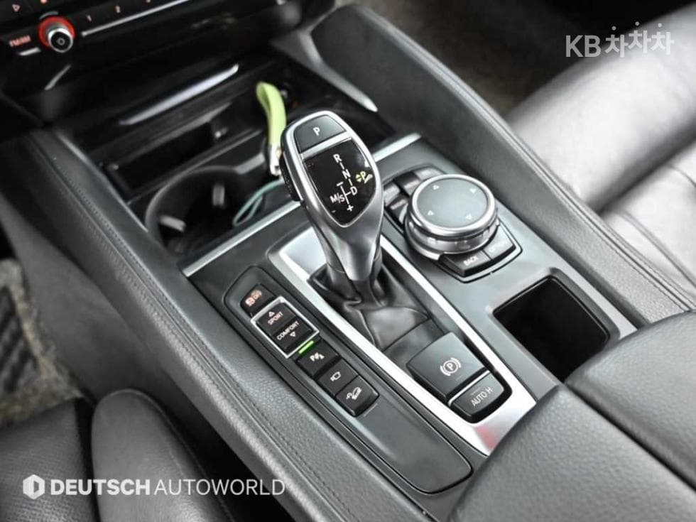 BMW - X6 | xDrive 40 Base 9