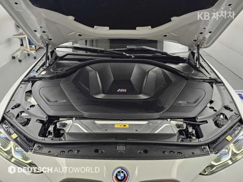 BMW - i4 | M50 Base 6