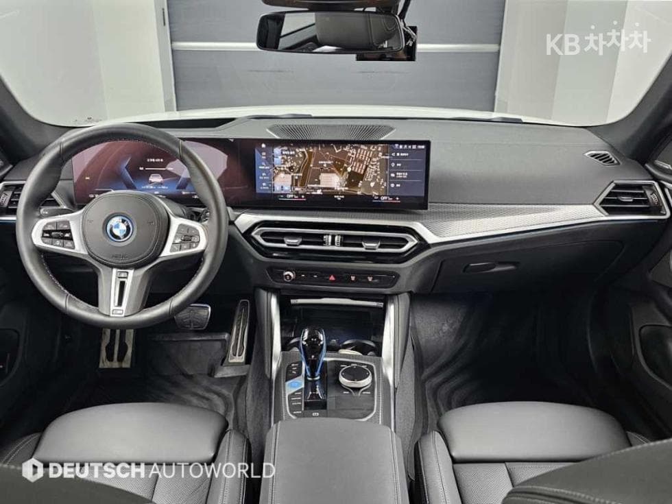 BMW - i4 | M50 Base 7