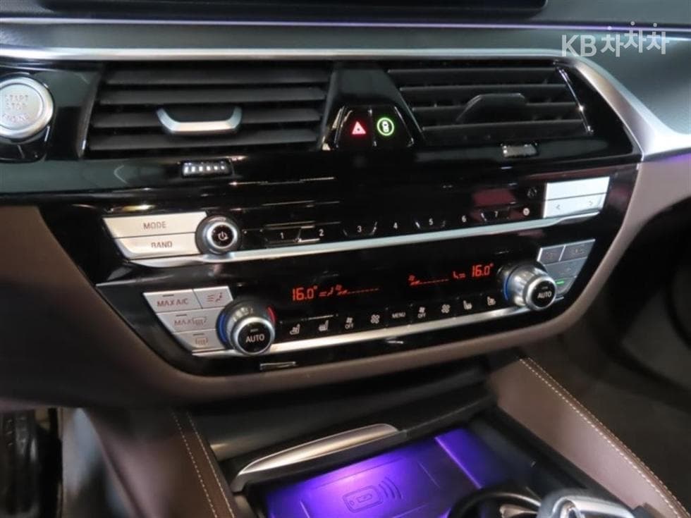 BMW - 5-Series | All New 523 xDrive M Sport 7