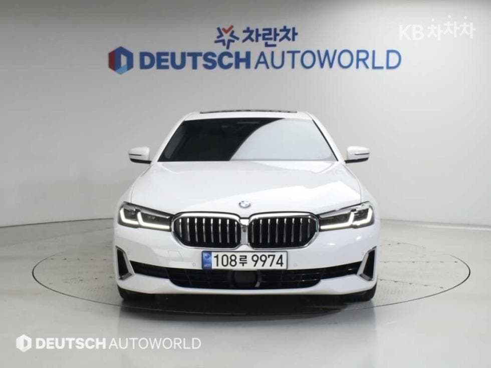 بي إم دبليو - 5-Series | All New 530 Luxury 3