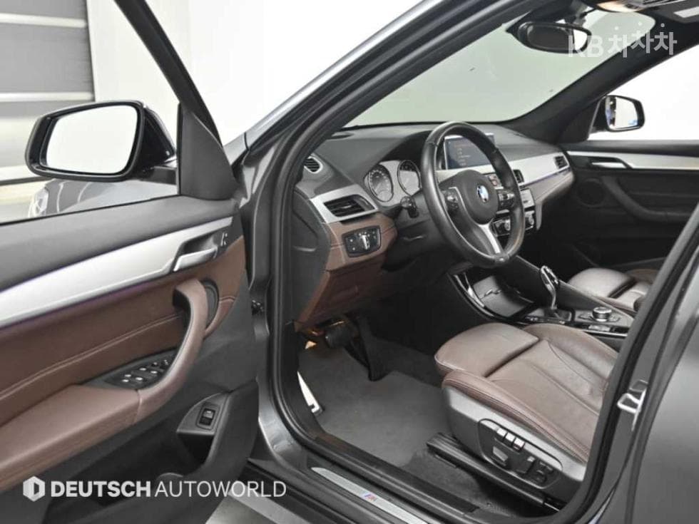 بي إم دبليو - X1 | xDrive 20 M Sport Package 11