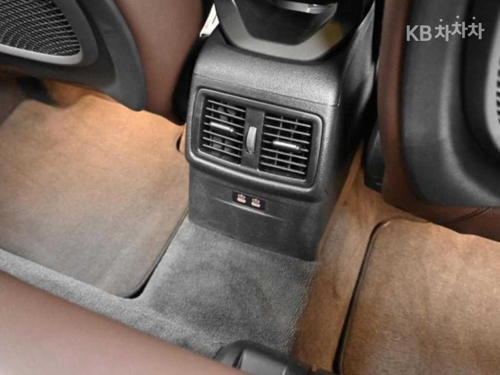 بي إم دبليو - X1 | xDrive 20 M Sport Package 20