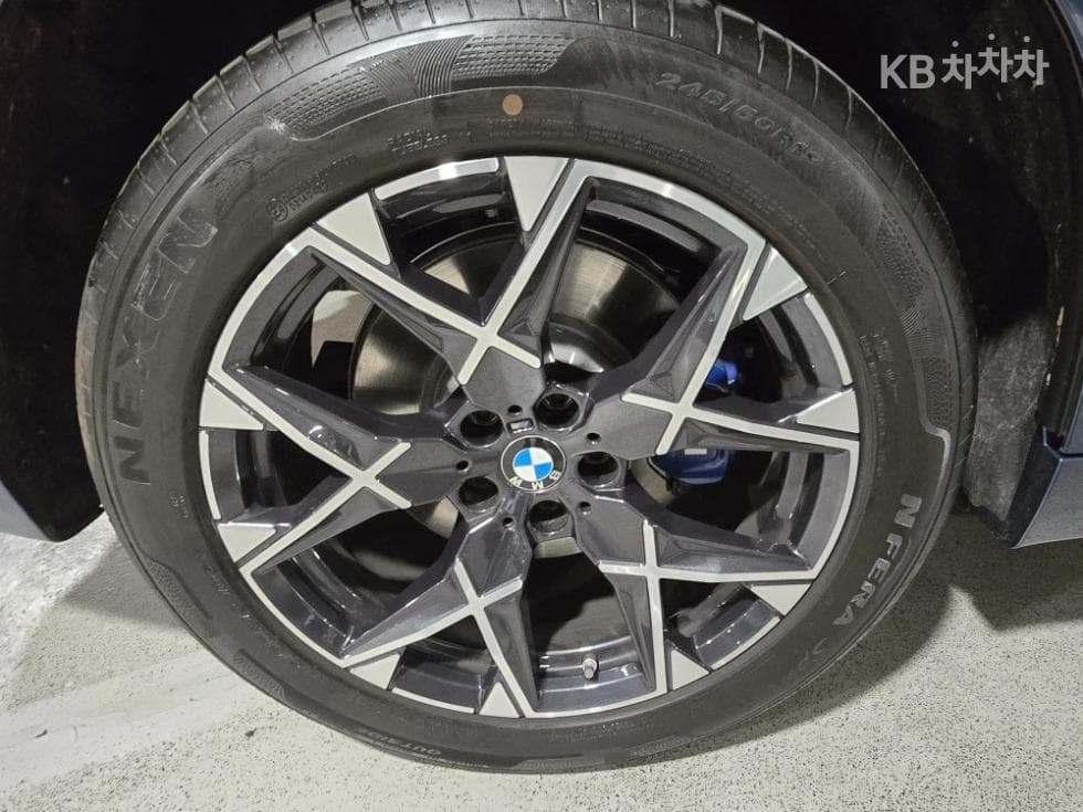 BMW - X3 | xDrive 20 M Sport 5