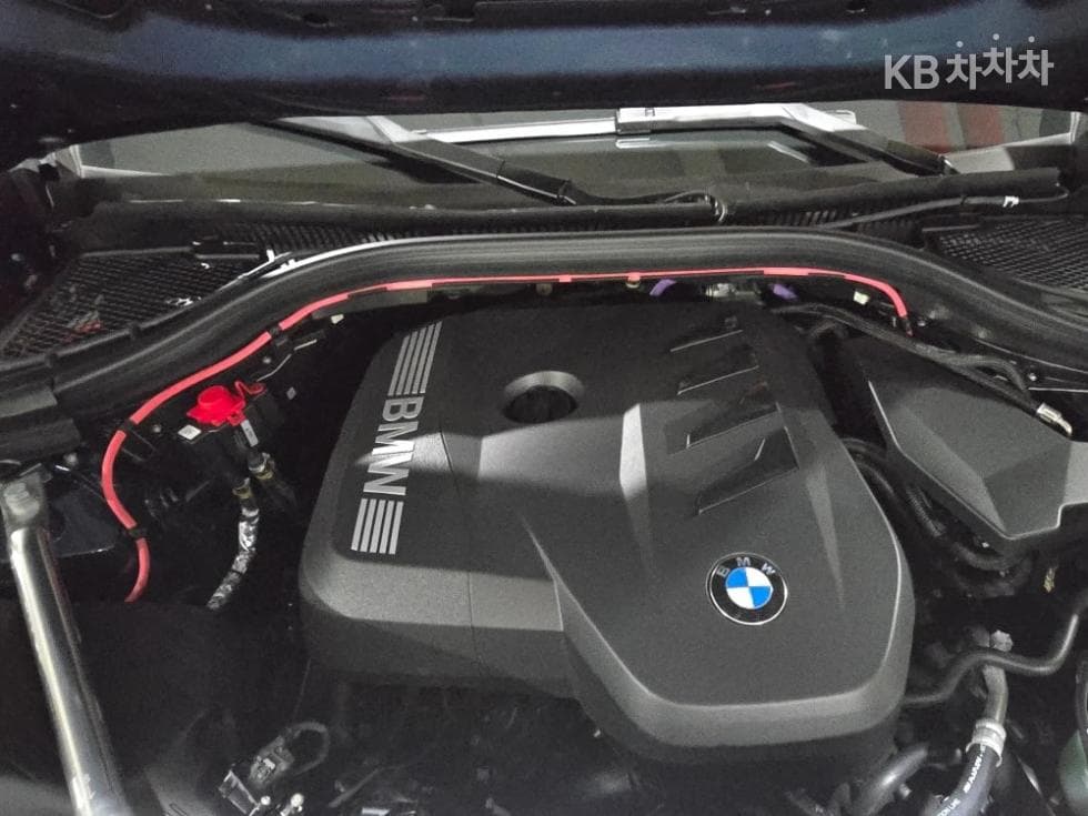 BMW - X3 | xDrive 20 M Sport 6