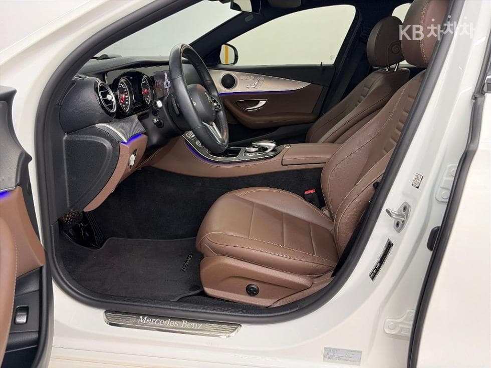 Mercedes-Benz - E-Class | New E250 CDI BlueTEC4MATIC BlueTEC Avantgarde W212(14~) 11