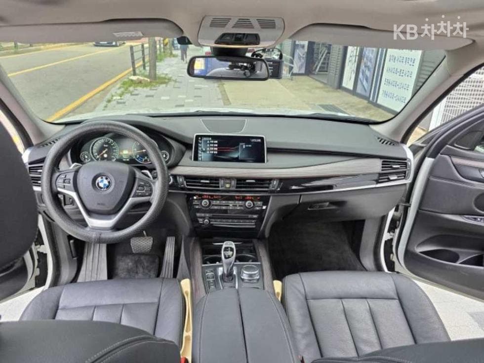 بي إم دبليو - X5 | xDrive 30 Base 5