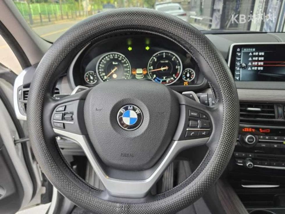 بي إم دبليو - X5 | xDrive 30 Base 10