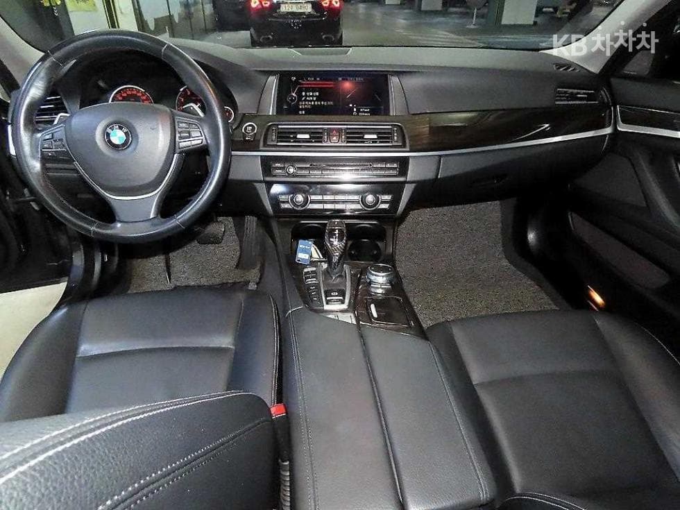 بي إم دبليو - 5-Series | New 528 xDrive Luxury Base 10