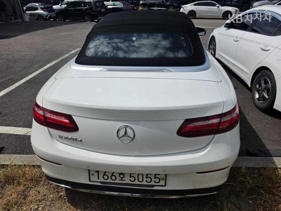 مرسيدس - E-Class | E220 Cabriolet 3