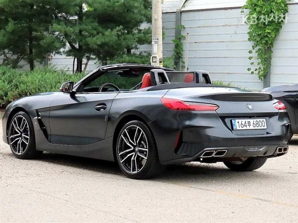 BMW - Z4 | All New sDrive 20 M Sport Line 7