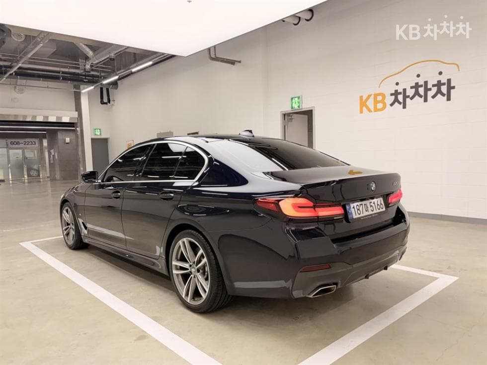 بي إم دبليو - 5-Series | All New 520 M Sport 6