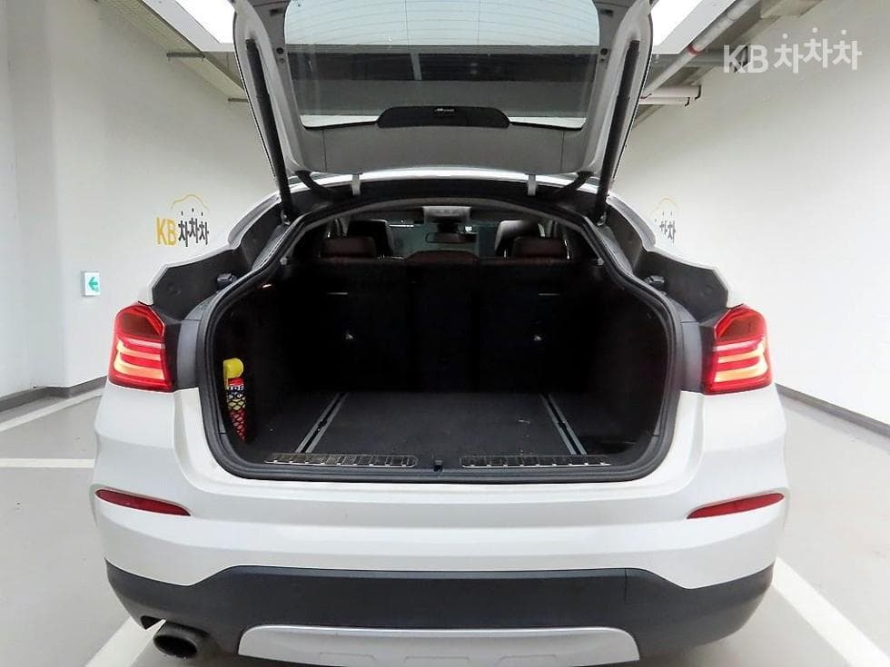 BMW - X4 | 20 xDrive Base 5