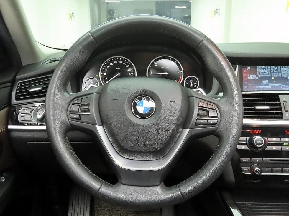 BMW - X4 | 20 xDrive Base 7