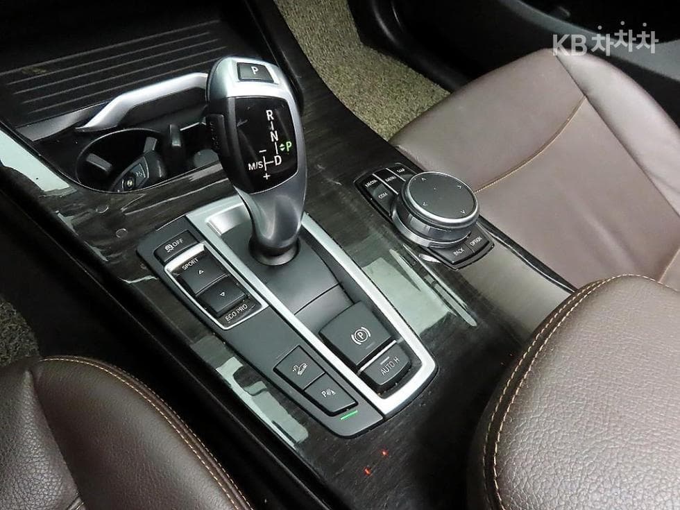 BMW - X4 | 20 xDrive Base 10