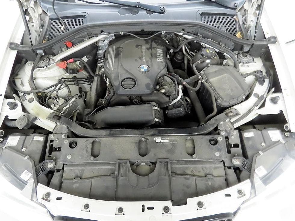 BMW - X4 | 20 xDrive Base 20