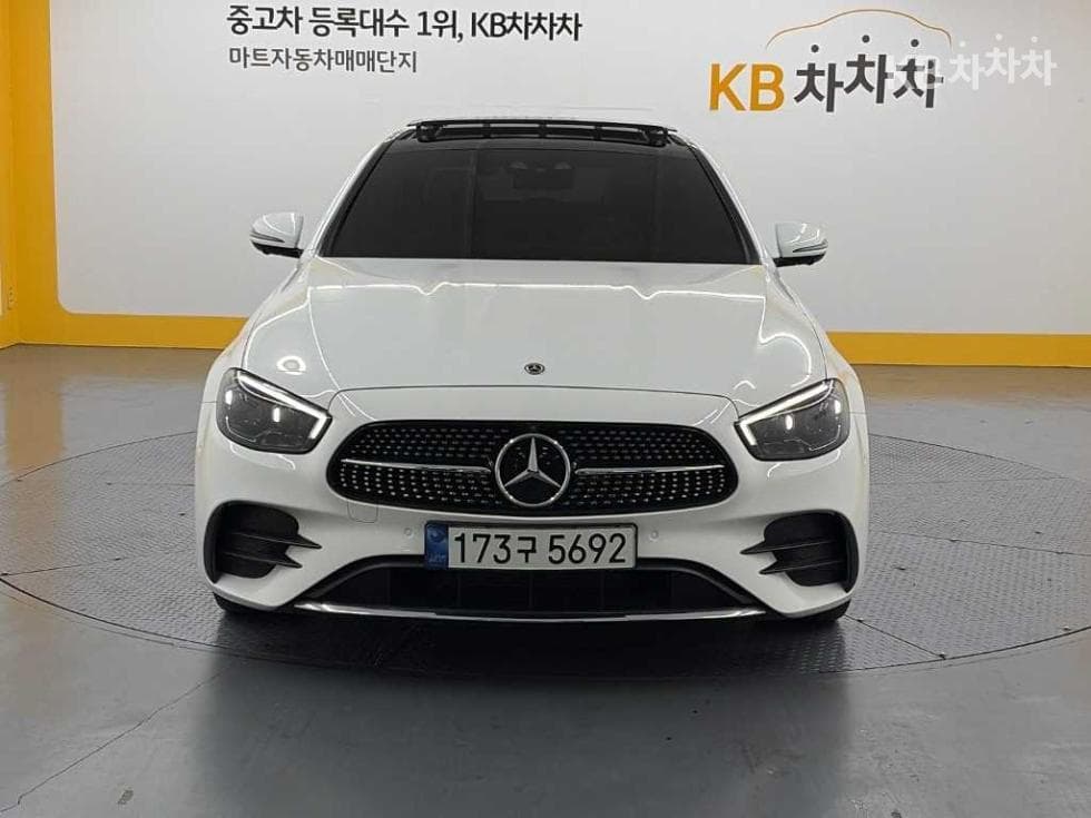 Mercedes-Benz - E-Class | E350 4MATIC Avantgarde 2
