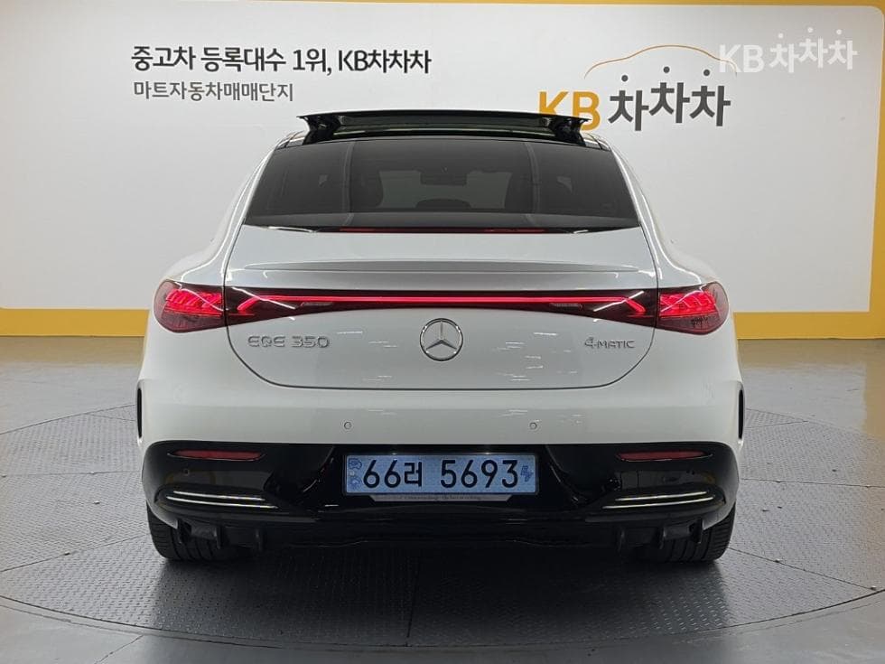 Mercedes-Benz - EQE | 350 4Matic Base 3
