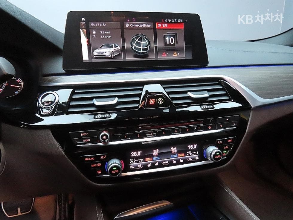 BMW - 5-Series | All New 530 xDrive M Sport Plus 16