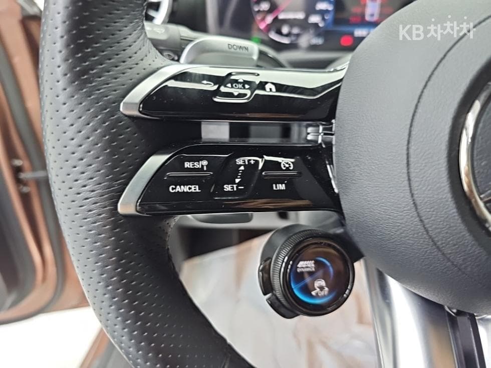 Mercedes-Benz - A-Class | AMG A35 4Matic 17
