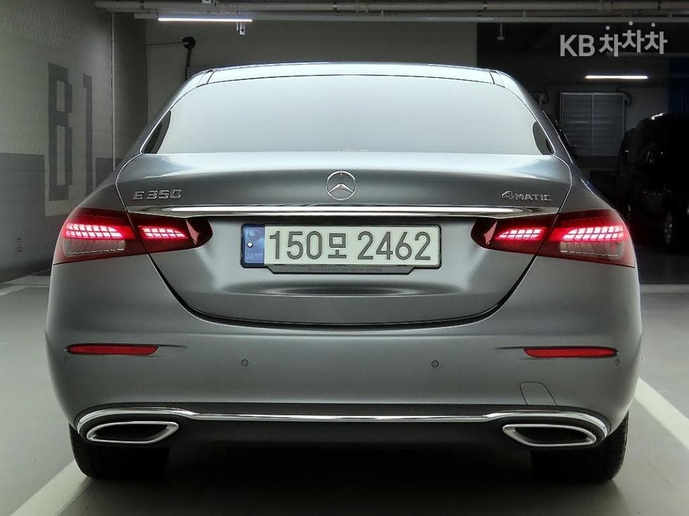 Mercedes-Benz - E-Class | E350 4MATIC Exclusive 3