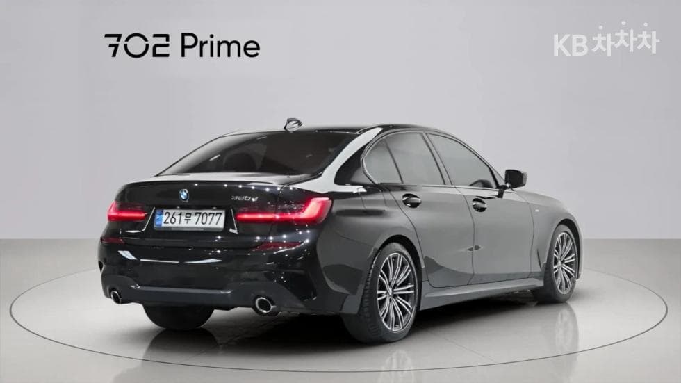 BMW - 3-Series | 320 M Sport Package 2