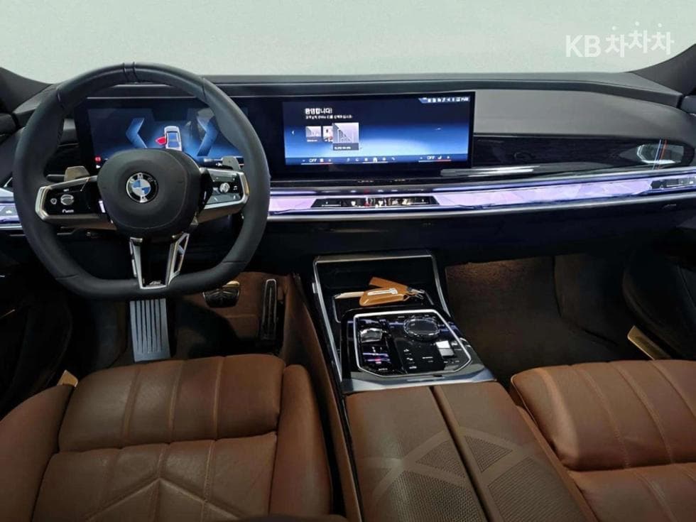 BMW - 7-Series | 740 xDrive M Sport 7